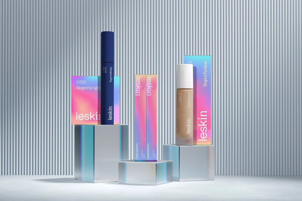 An makeup gradient packaging design