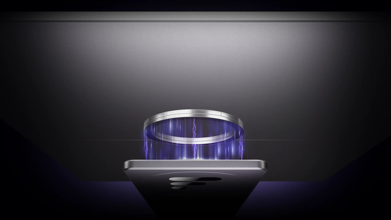 The UPERFECT Omega foldable monitor