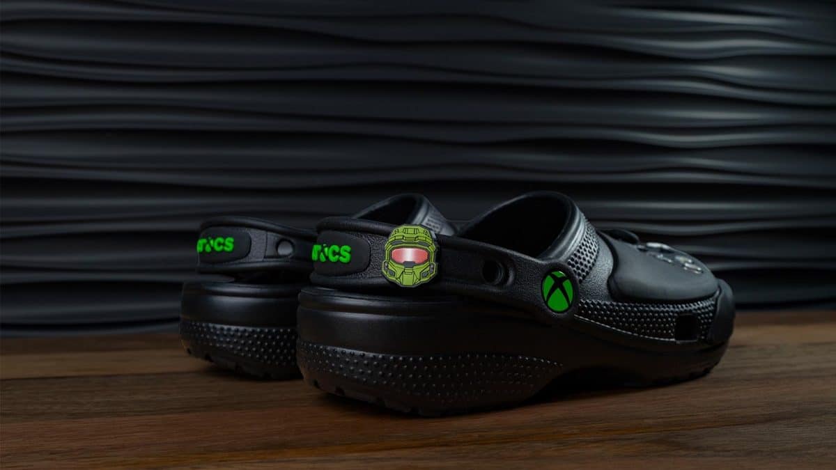 Xbox Crocs Clogs backside