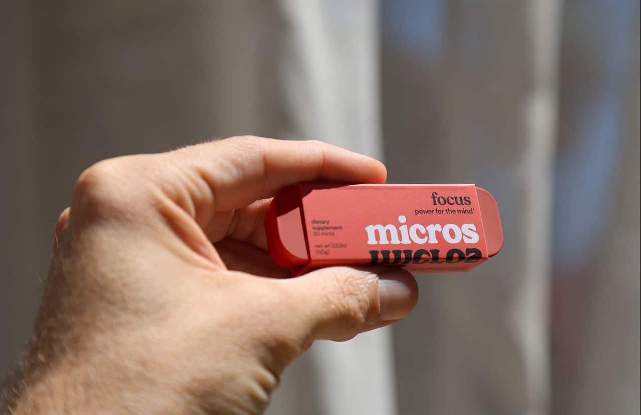 Micros packaging in hand