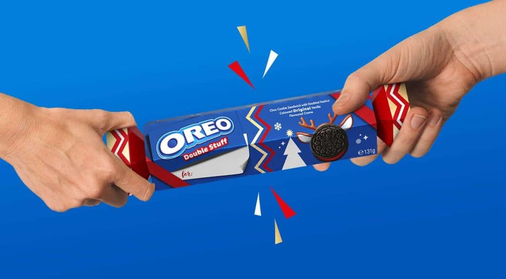 Two people wants Oreo