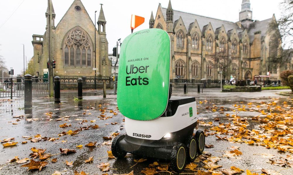 Uber Eats starship robot