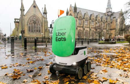 Uber Eats starship robot
