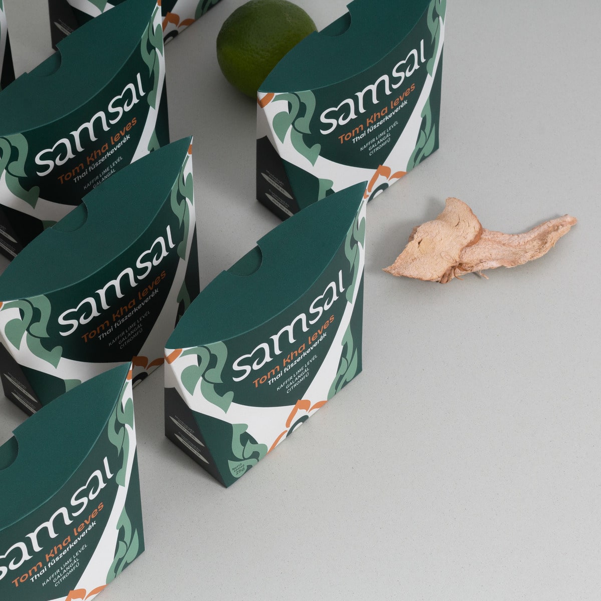 Samsai packaging standing